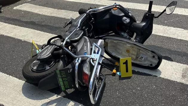 nypd-scooter_1688852329174_hpmain_16x9_992253713