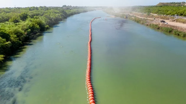 gettyimages_buoybarrier_090723765104