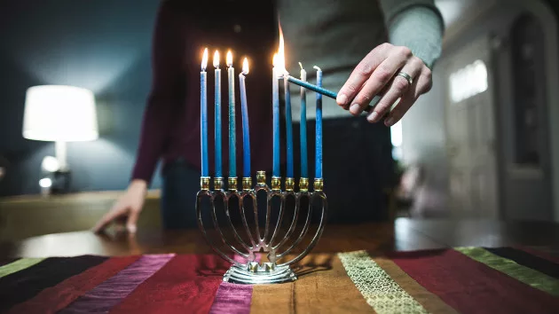 getty_12723_hanukkah49871