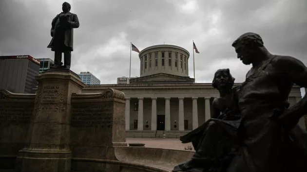 gettyimages_ohiostatehouse_013024970948