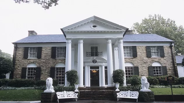 gettyrf_52224_graceland426583