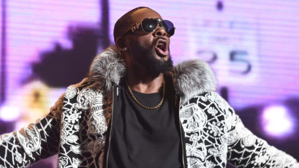 R. Kelly's Bond Set At $1M On Criminal Sex Abuse Charges | Hot 103 Jamz!