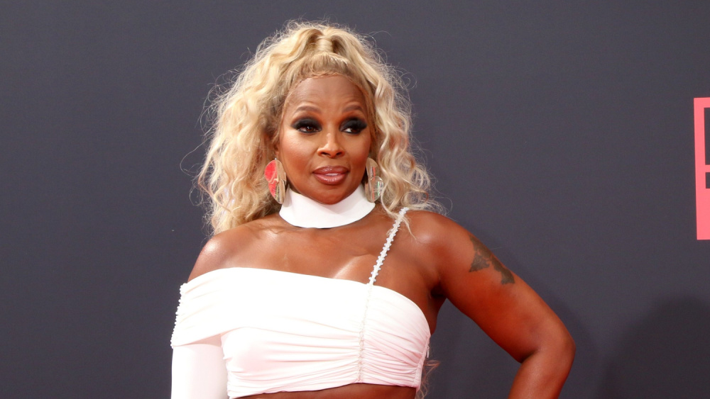 Mary J. Blige to debut talk show in 2023 'The Wine Down' Hot 103 Jamz!