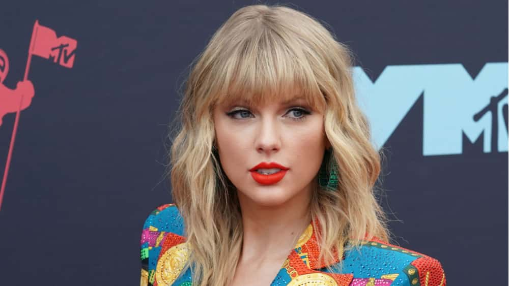 Taylor Swift Cancels All Shows For 2020 | WLKG 96.1 FM The Lake