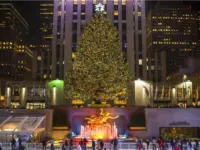 Ice skaters fill the skating rink under the Rockefeller Center Christmas tree^ a popular holiday tourist attraction in Midtown Manhattan.NEW YORK CITY - DECEMBER 10^ 2015