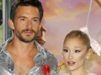 Jonathan Bailey^ Ariana Grande at the Los Angeles premiere of 'Wicked' held at the Dorothy Chandler Pavilion in Los Angeles^ USA on November 9^ 2024.