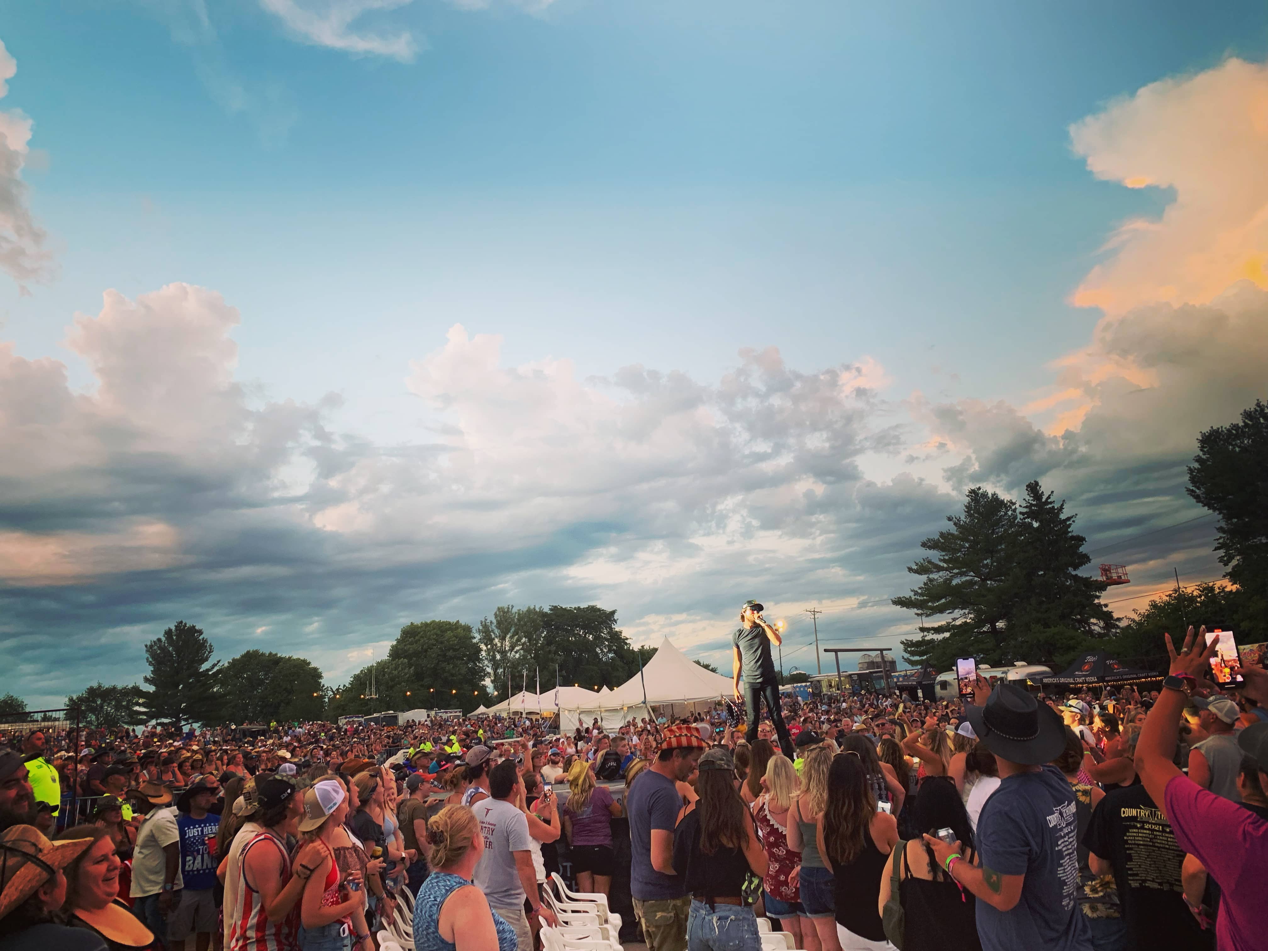 Country Thunder Dates 2024 - Mary Starla