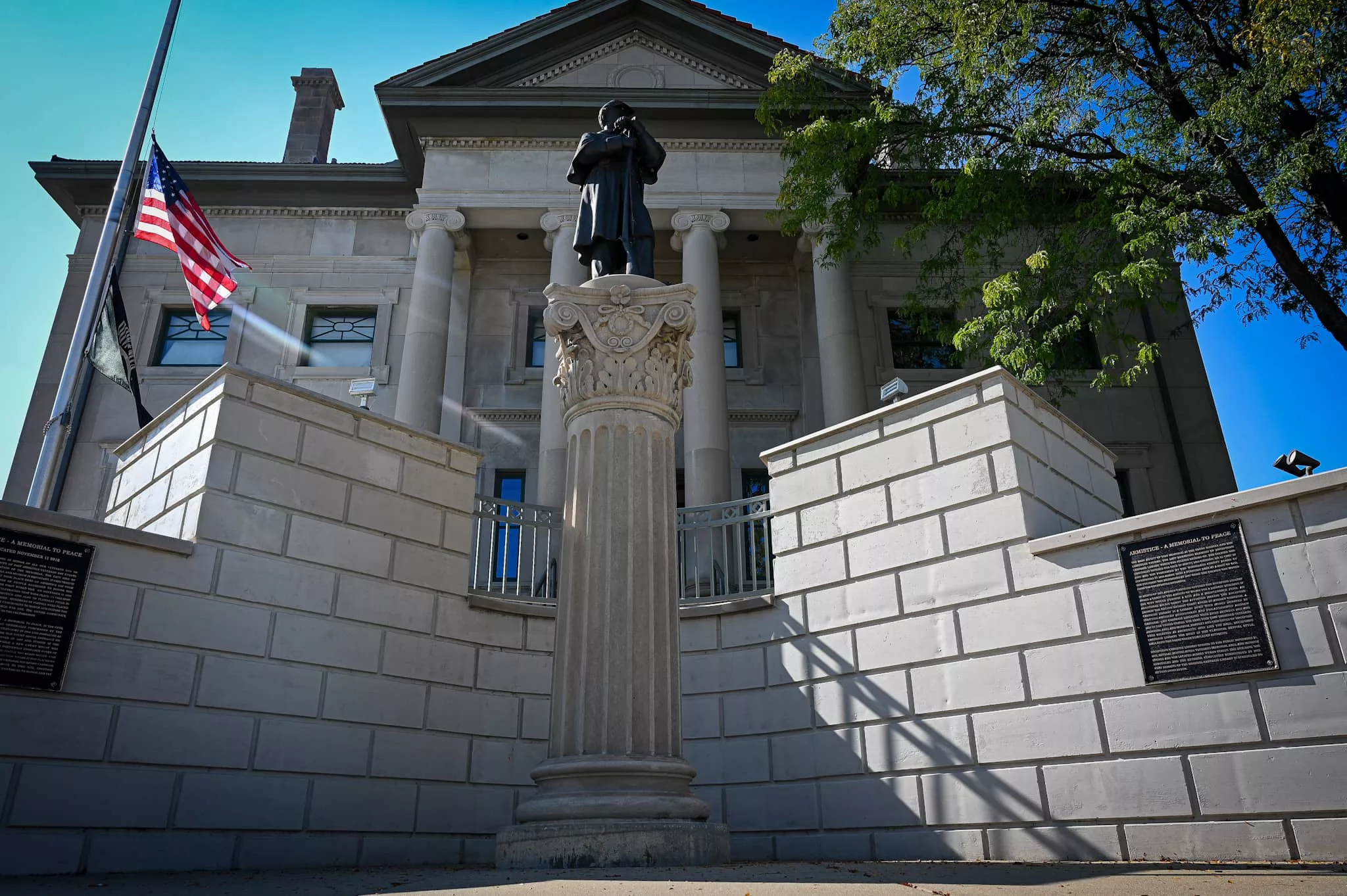 Veterans Memorial Hall