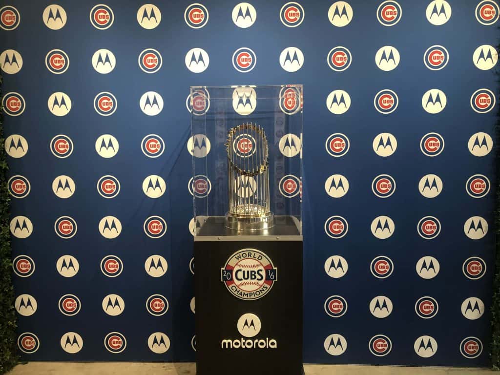 cubs-ws-trophy-jpg