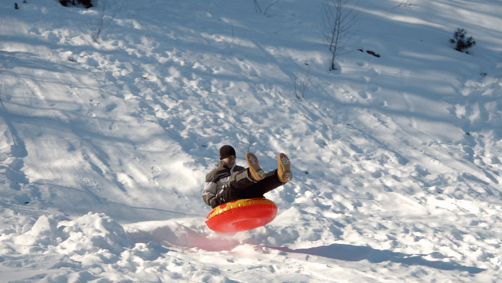 snow-tubing-png-2
