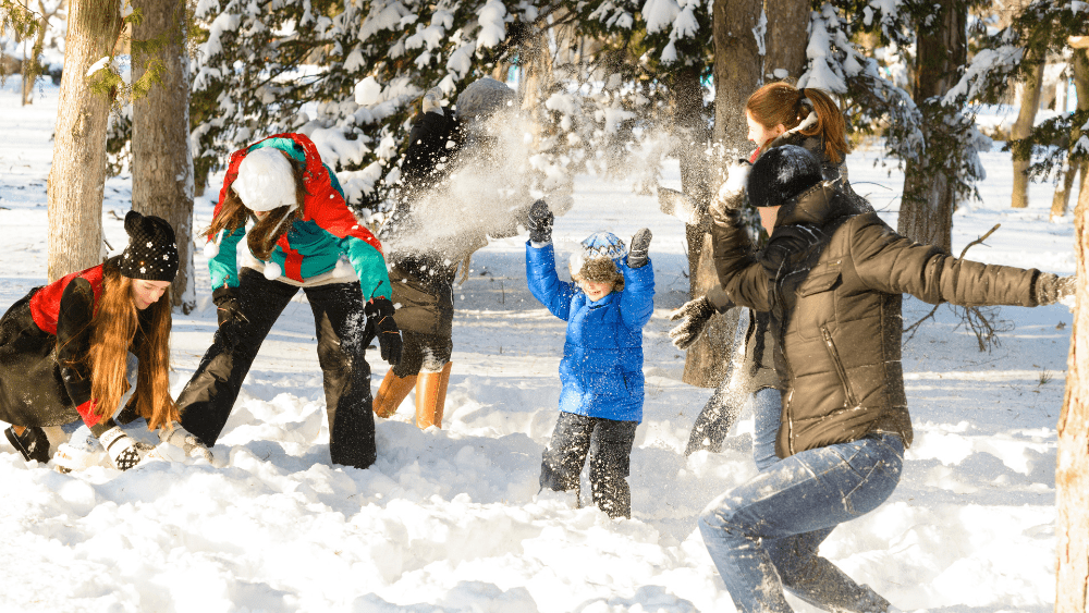 play-in-snow-png