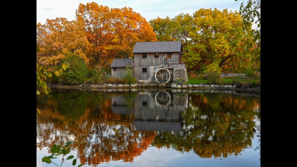 midway-village-fall-jpg