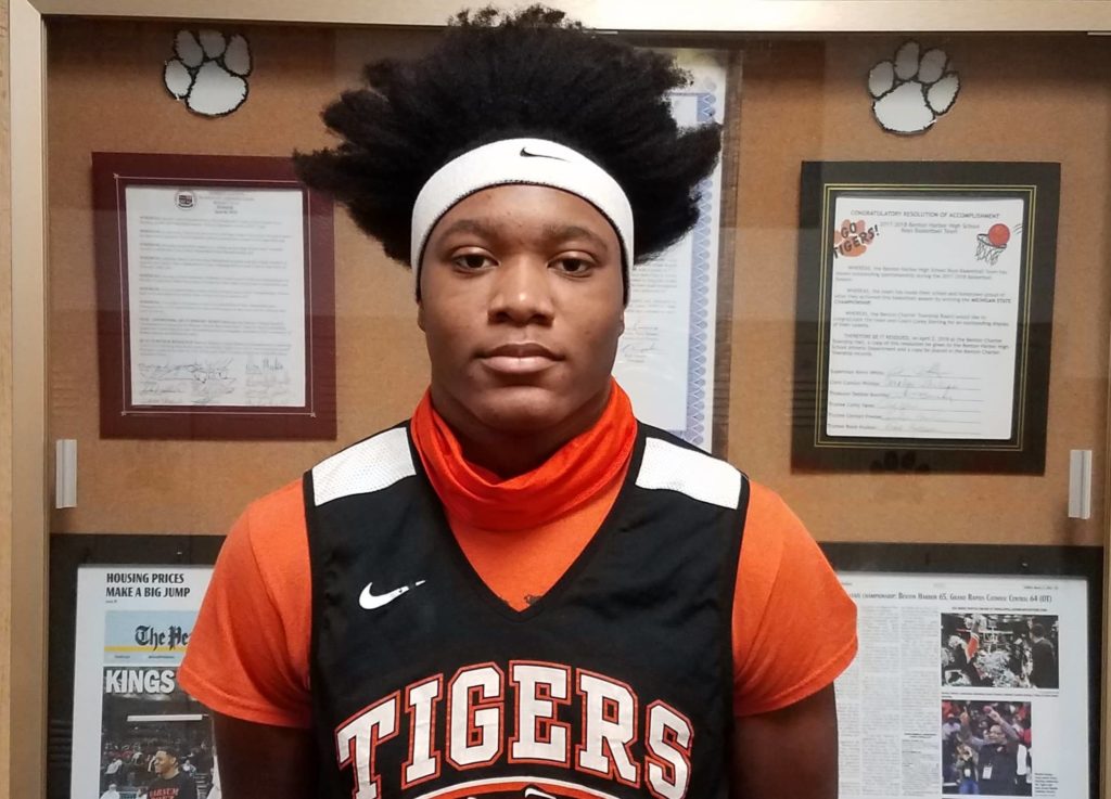aow-kentrell-pullian-20-21