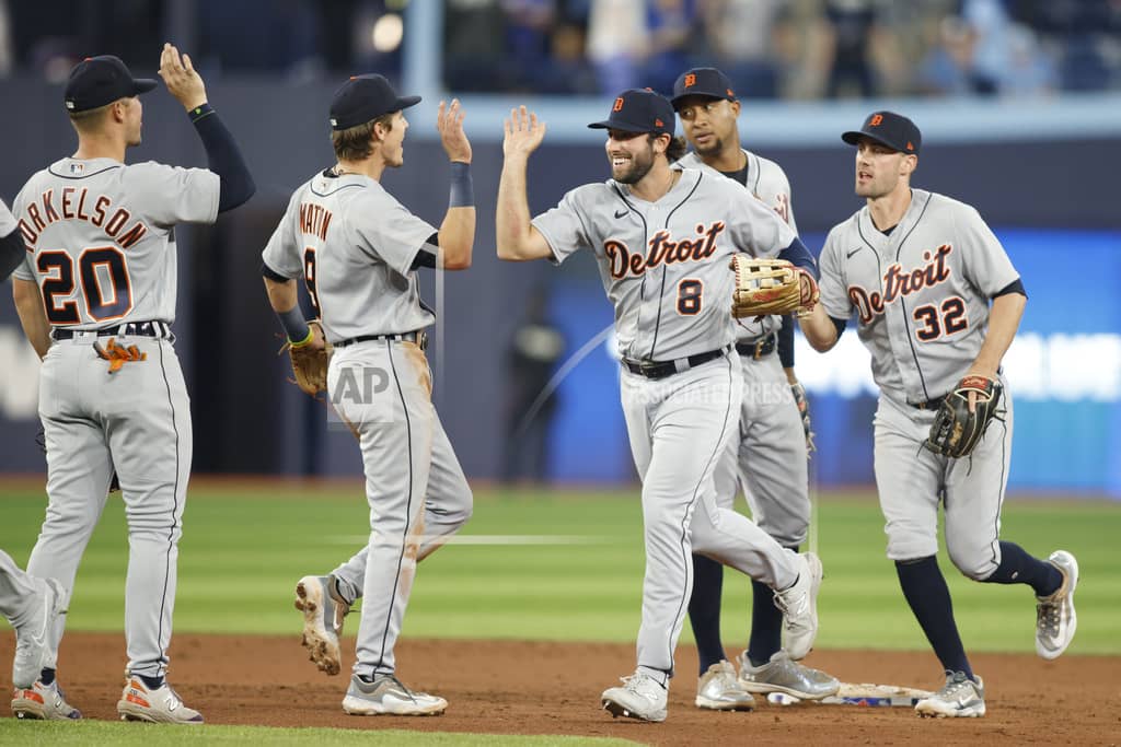 Tigers end 6 game slide with 3-1 win at Toronto – Friday Morning Sports  Update