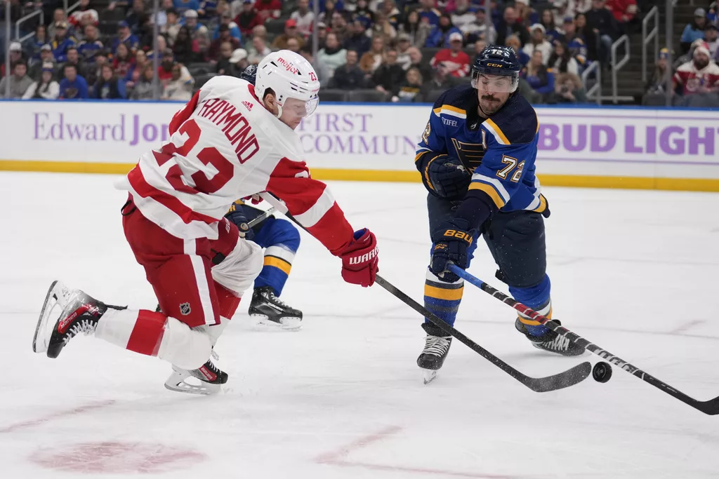 red-wings-blues-hockey