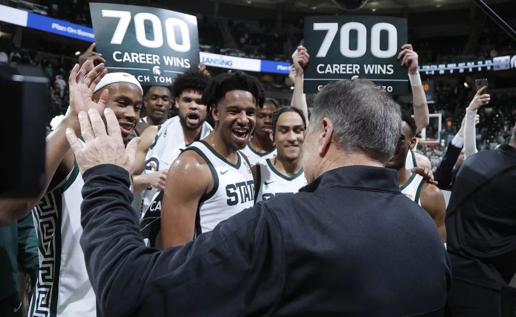 tom-izzo-3