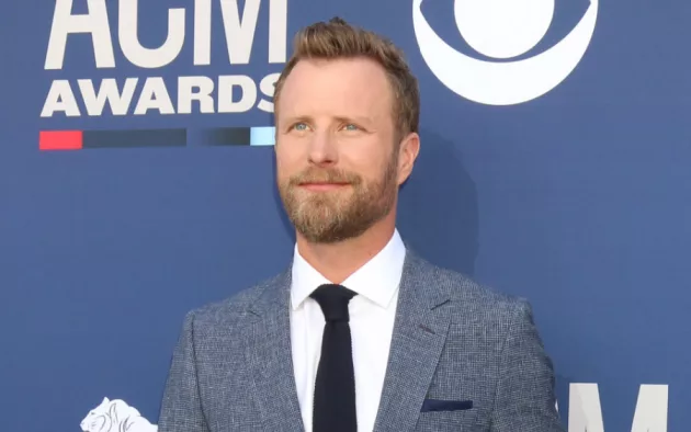 shutterstock_136287439410111