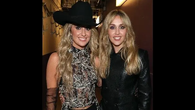 getty_laineywilsonandmileycyrus_041726_0681824