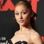 getty_arianagrandevmas_091525455482