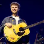 getty_alexwarren_120325360040