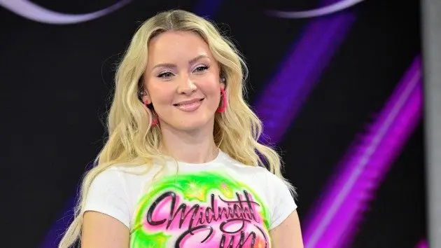 m_zaralarssongma1_paula20lobo_090425400464