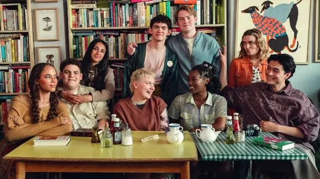 e_heartstopperforever_042226200138