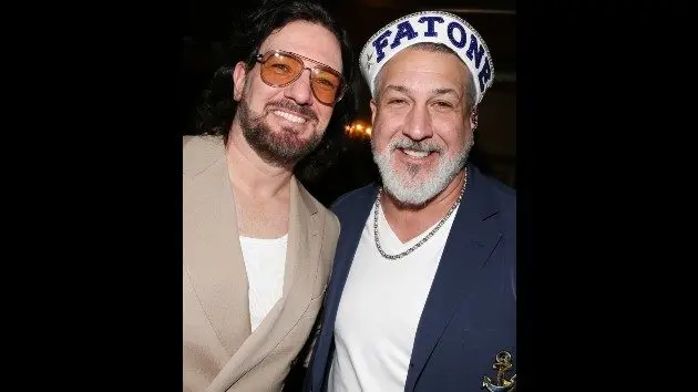 getty_jcandjoeytitanique_051326895015