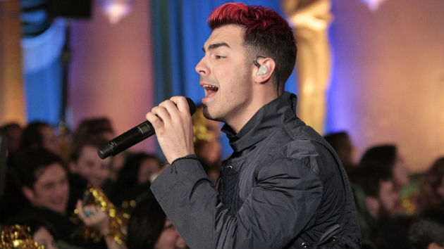 m_joejonas_033016