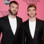 m_chainsmokersvictoriassecret_080219