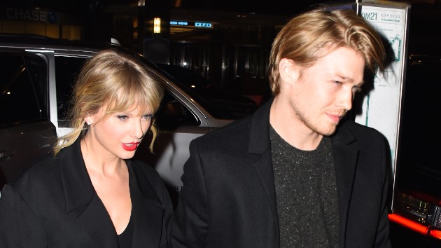 getty_taylorandjoe_011321