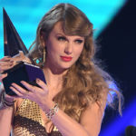 m_taylor_swift_2_120722jpg