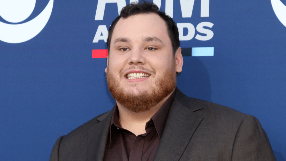 Luke Combs opens up about his battle with anxiety and OCD