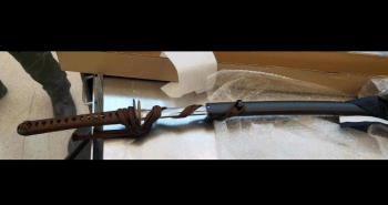 samarai sword in luggage