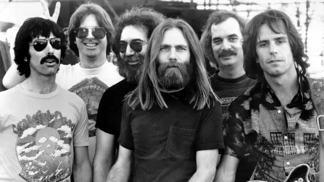 getty_gratefuldead_041626525986