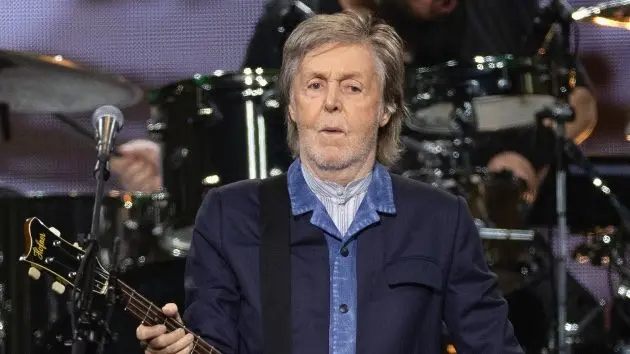 getty_paulmccartney_051426237782