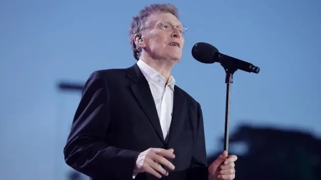 getty_stevewinwood_071026892668