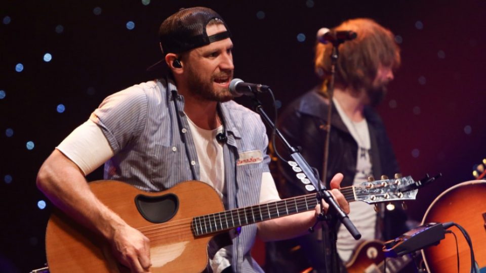 Chase Rice Announces 14Date "Eyes On You" Tour 100.7 KGMO