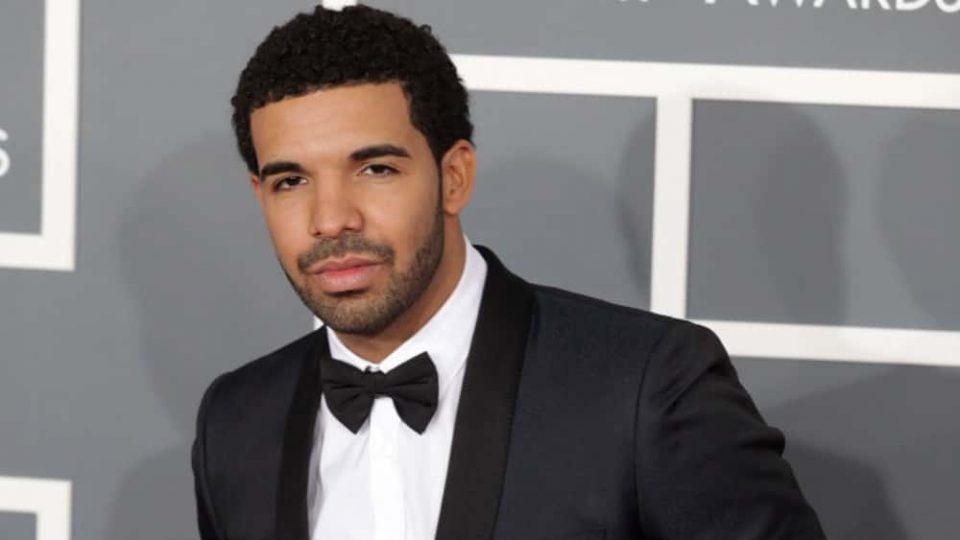 Drake In 2009 Drake's 'So Far Gone' Becomes His Tenth Album To Hit Top 10 On ...